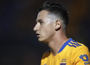 Florian Thauvin fue expulsado en su debut con los Tigres