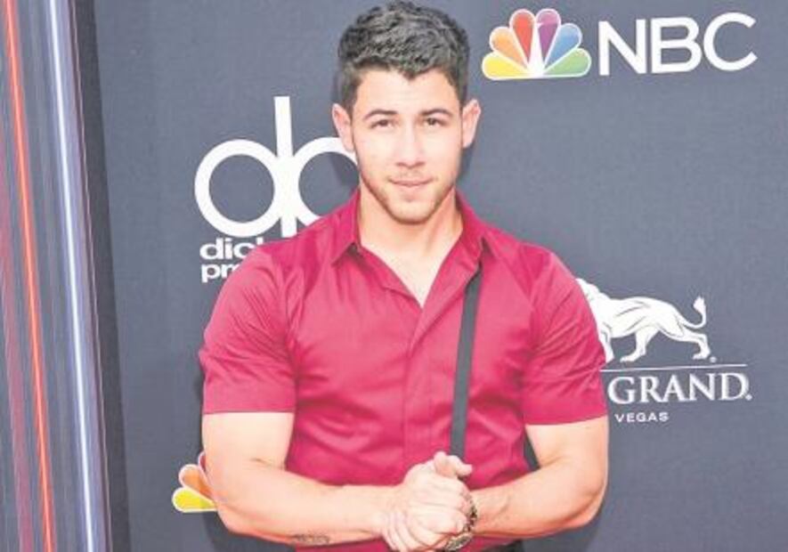 Salieron del clóset ¡al revés!