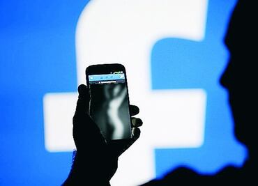 Detienen a tres en Suecia por sospechas de transmitir violación en Facebook