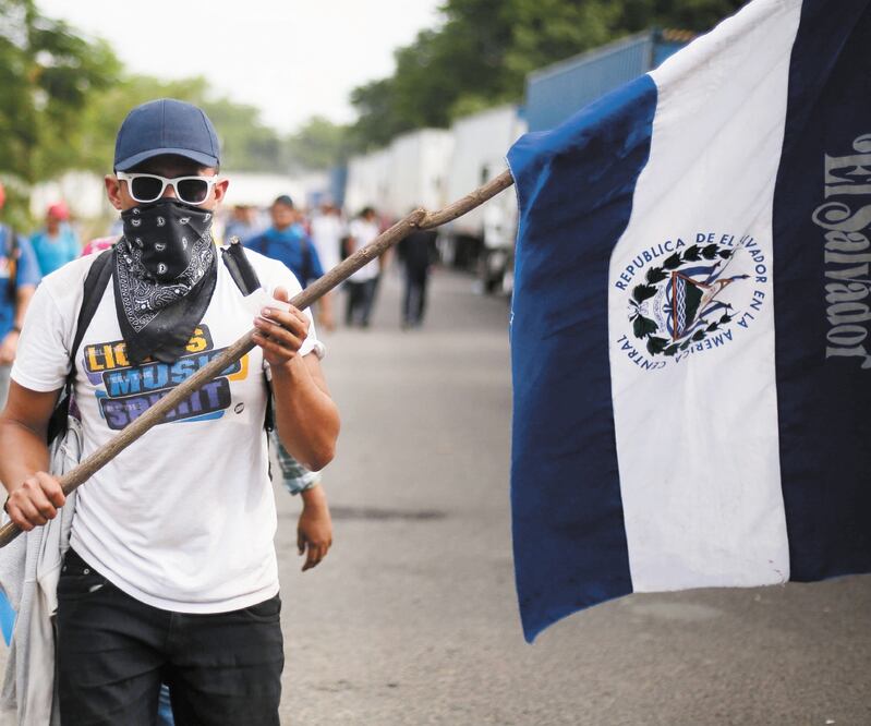 Según la Oficina de Aduanas y Protección Fronteriza de Estados Unidos, sólo en febrero se registraron 9 mil encuentros de salvadoreños que intentaron cruzar a ese país ilegalmente. Foto: ARCHIVO EL UNIVERSAL