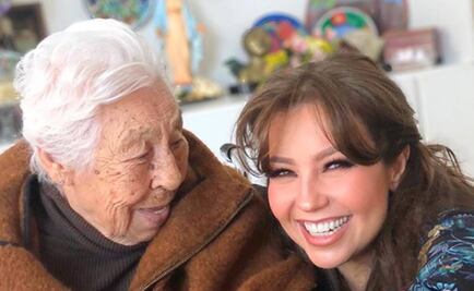 Agradece Thalía invitación al festejo de su abuela