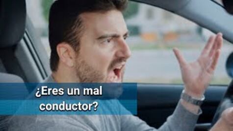 Los peores hábitos que tenemos al conducir