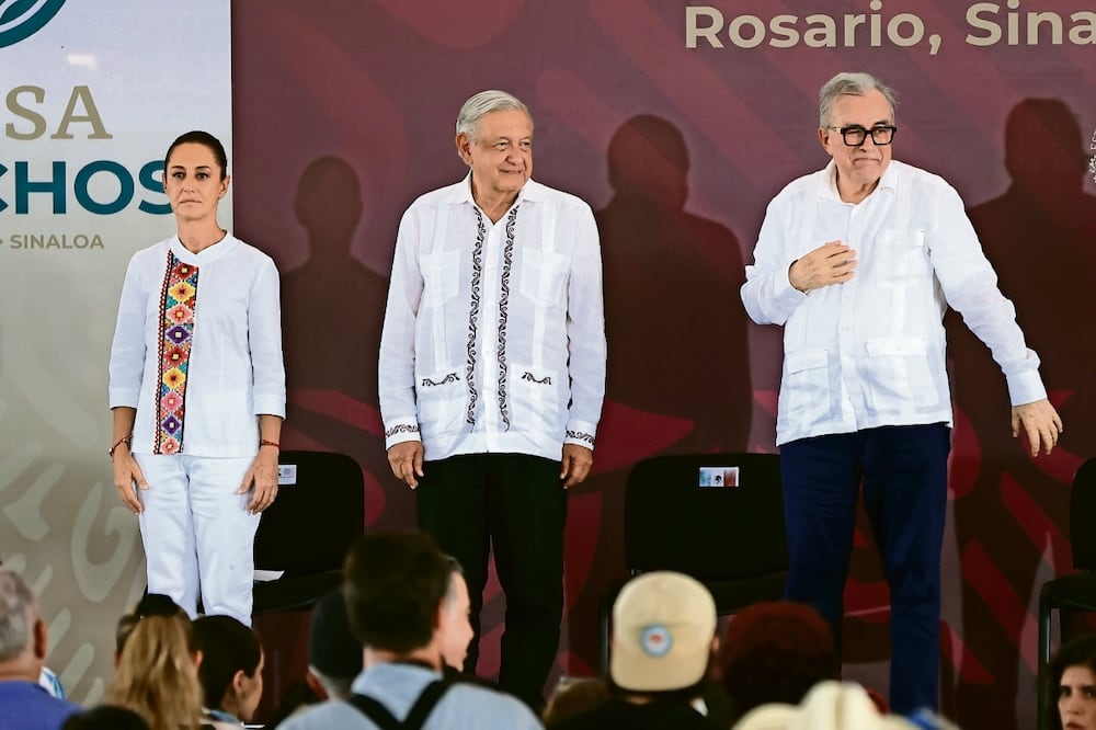 hace casi dos semanas, el gobierno de Estados Unidos solicitó a México la detención y extradición del gobernador con licencia de Sinaloa, Rubén Rocha Moya, y nueve funcionarios estatales, por presuntos nexos con el narcotráfico y con el tráfico de armas. Foto: Archivo EL UNIVERSAL