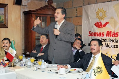 PRD vive crisis política, advierten  