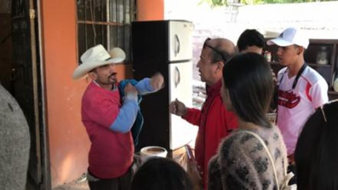 Pobreza y tragedia: la vida de Efraín, el de la carnita asada