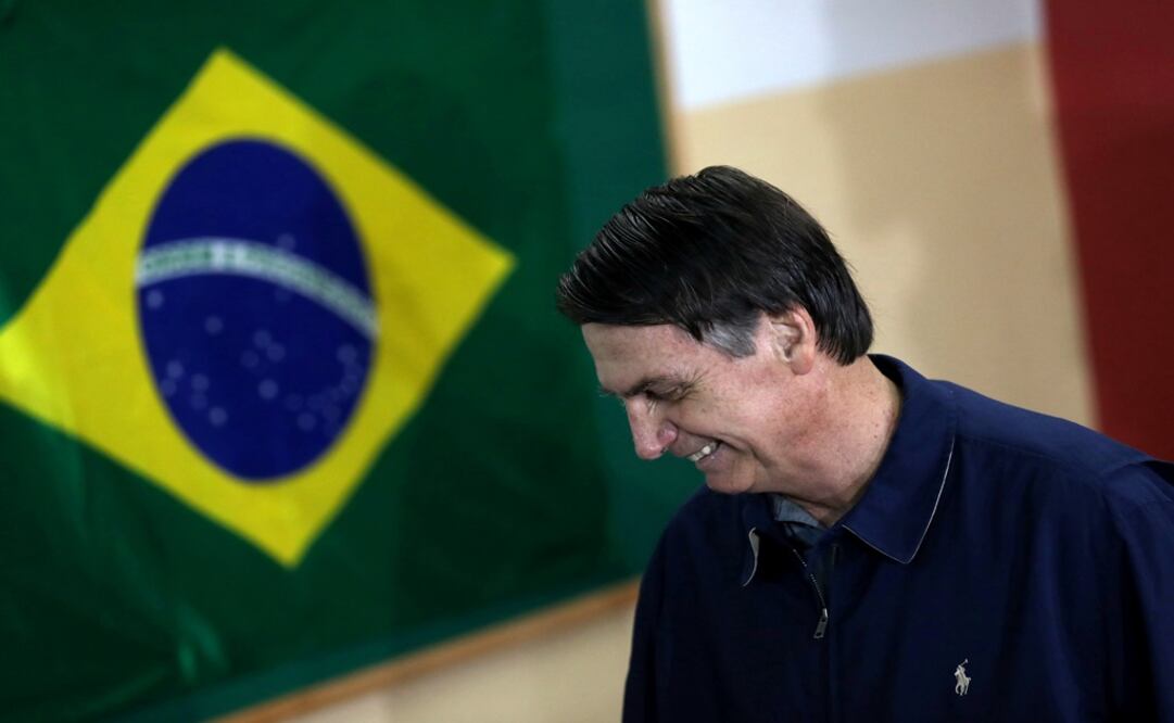 Jair Bolsonaro, far-right lawmaker and presidential candidate of the Social Liberal Party (PSL), casts his vote in Rio de Janeiro, Brazil - Photo: Ricardo Moraes/REUTERS