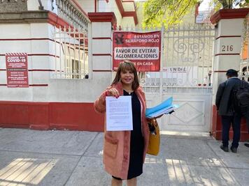 Claudia Yáñez, aspirante a gubernatura de Colima, renuncia a Morena