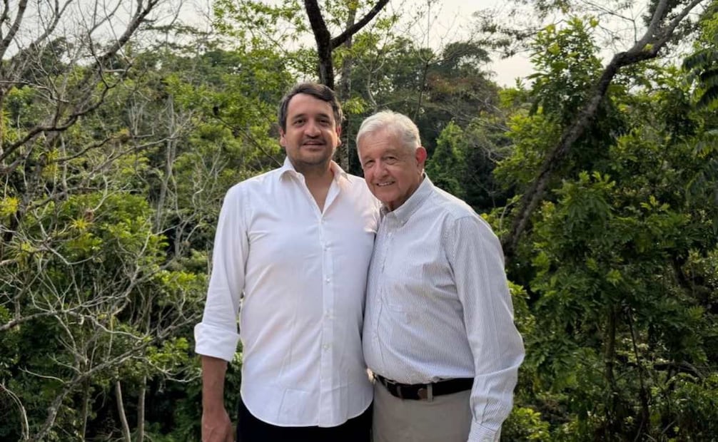 Andy López Beltrán publicó una fotografía con su padre, el expresidente Andrés Manuel López Obrador (02/06/2026). Foto: Especial