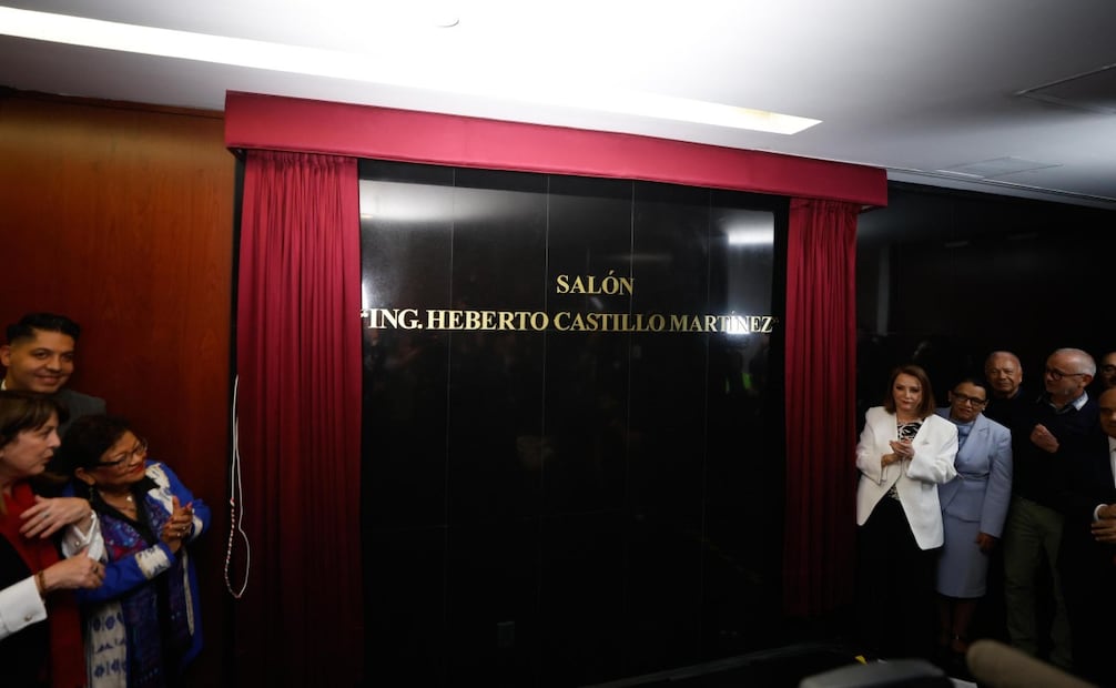 Develación de placa y busto del Ing. Heberto Castillo Martínez en el salón de la Comisión Permanente del Senado (14/04/2026). Foto: Diego Simón / EL UNIVERSAL