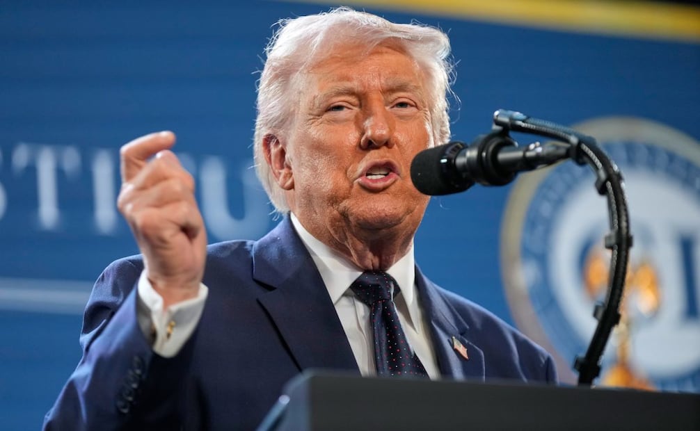 "Ya hemos destruido 100% de la capacidad militar de Irán": presidente de Estados Unidos, Donald Trump
Foto: AP