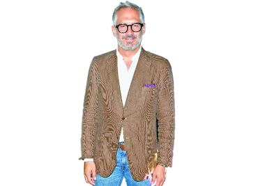 Arath de la Torre vuelve a la conducción 20 años después "y con más canas"