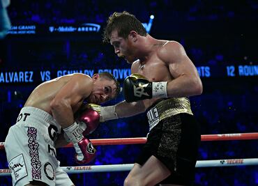 Las dudas que deja el Canelo