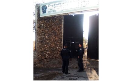 Hallan lote con autos robados en Iztapalapa