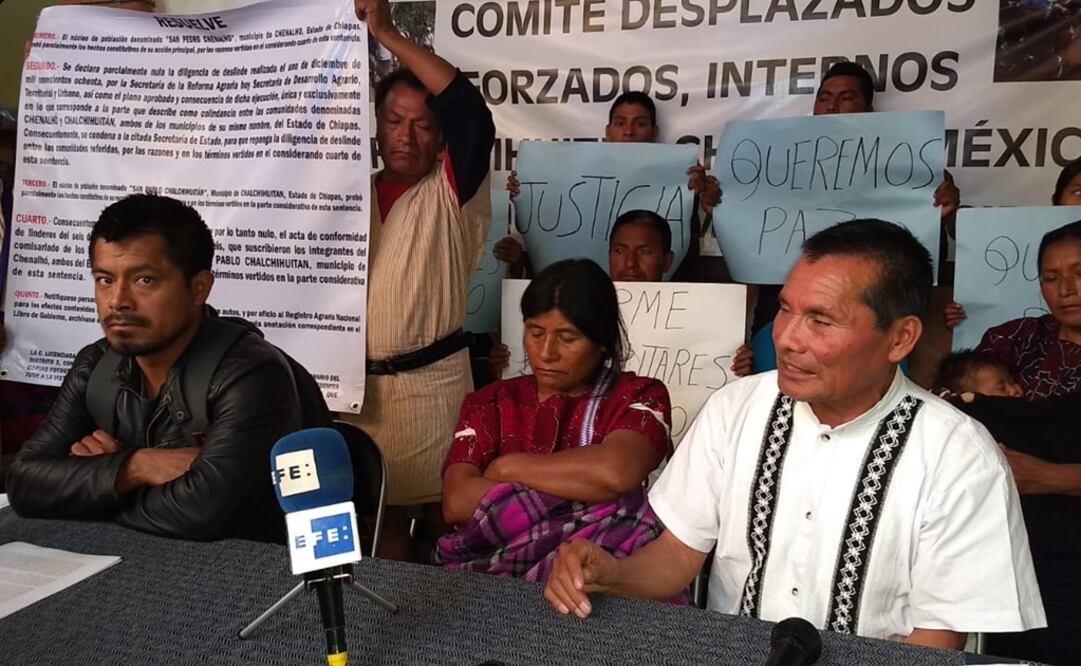 Conferencia de prensa por parte de indígenas desplazados (FREDY MARTÍN. EL UNIVERSAL)