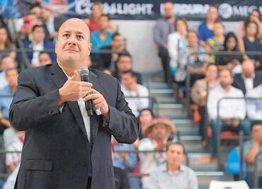 Presenta Alfaro plan para refundar sistema educativo