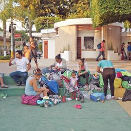 Al menos 212 menores centroamericanos piden refugio a México