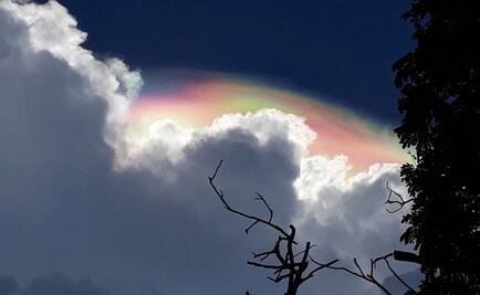 Fenómeno de Pileus provoca nubes iridiscentes en Mérida