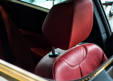 Cómo limpiar el techo de tu coche de la manera correcta