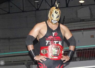 Balean al luchador Corsario de Fuego en Veracruz