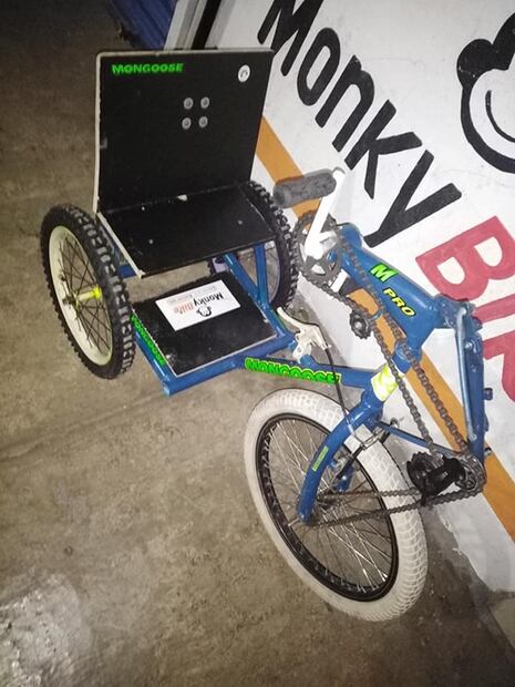 Diseñan bicicleta especial para que niño con discapacidad participe en desfile