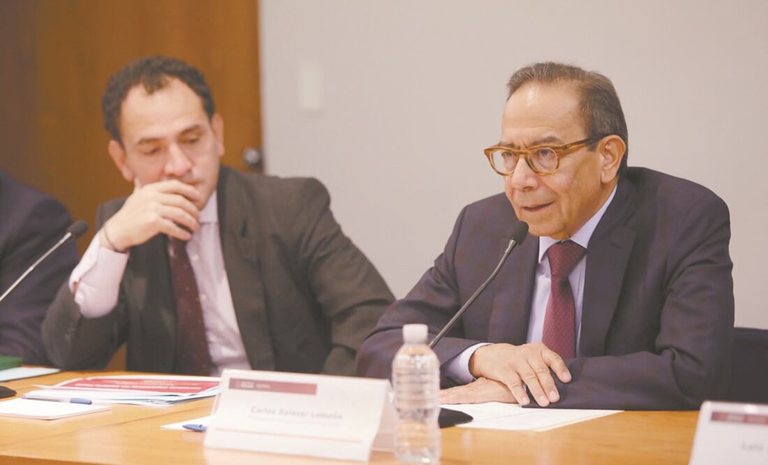 rturo Herrera, secretario de Hacienda, y Carlos Salazar Lomelín, presidente del CCE, durante el anuncio de los acuerdos para mejorar la miscelánea fiscal. DIEGO SIMÓN SÁNCHEZ. EL UNIVERSAL