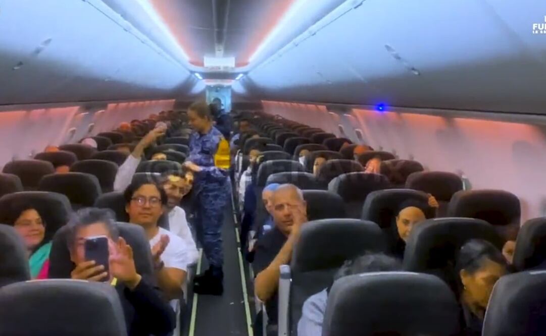 El organismo compartió el video donde se aprecia a los pasajeros que regresarán a México. Foto: X. @SEDENAmx