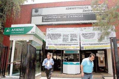 Sólo 11.95% de autos al corriente en tenencia