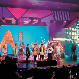 Aristemo graban final con y para su público