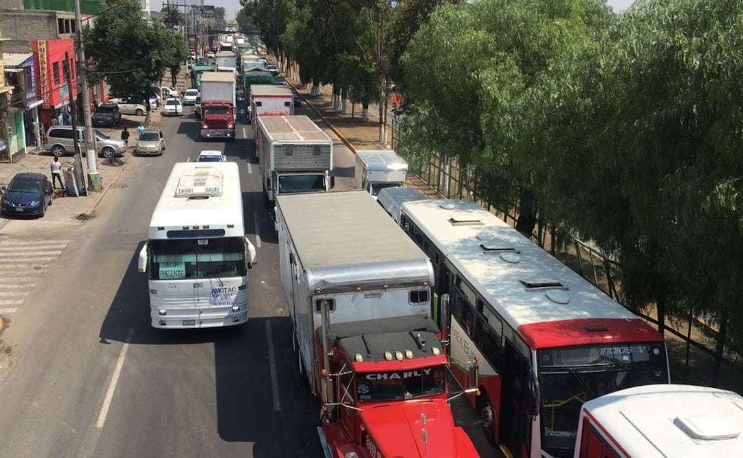Los transportistas clamaron la ayuda del gobierno federal para que puedan salir de la crisis que enfrentan actualmente. (Foto: Archivo)