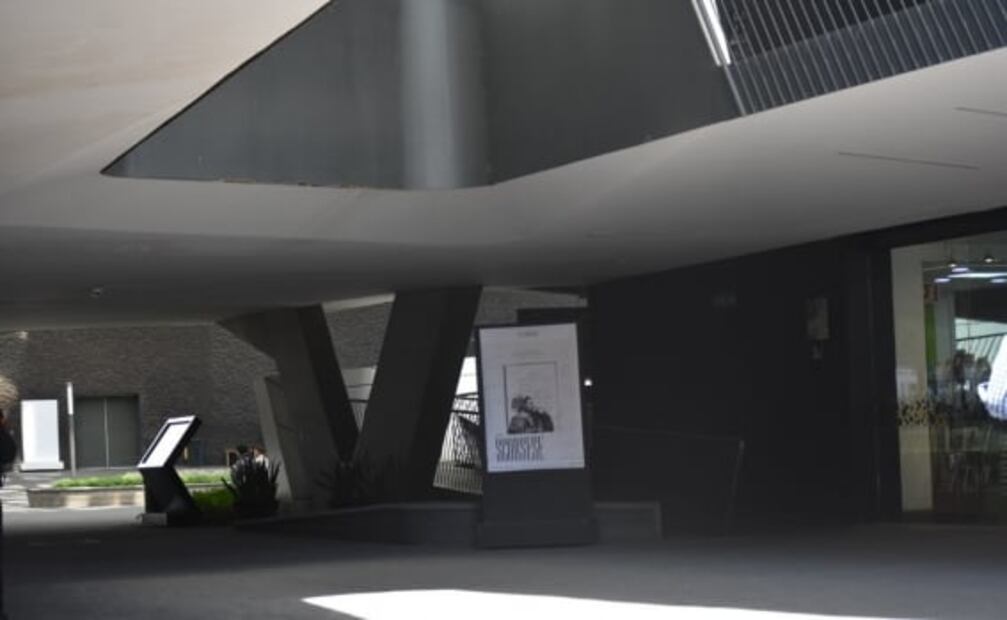 Trabajadora de la Cineteca Nacional acudió por miedo a represalias