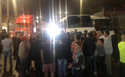 Vecinos de Coacalco bloquean la vía López Portillo por falta de agua