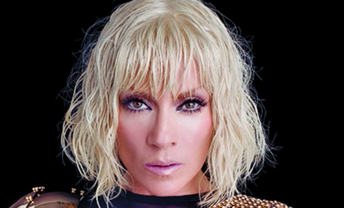 Gaspar Henaine "Capulina" y Yuri, en un día como hoy