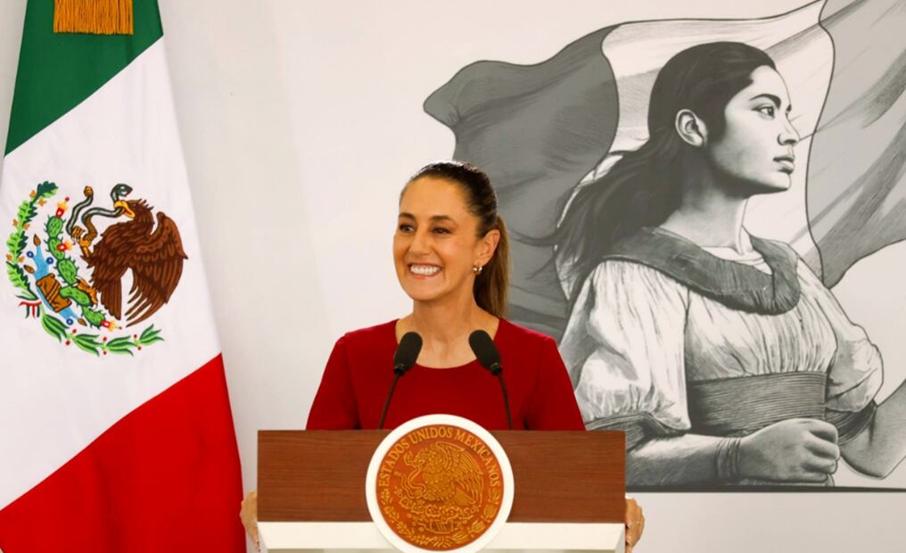 Ante denuncias por daños ambientales en Cozumel y falta de los llamados “pasos de servidumbre”, Sheinbaum Pardo advirtió que las playas de México “son del pueblo” y no pueden privatizarse. Foto: especial