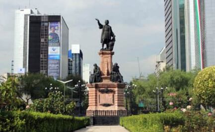 Prevén reubicar la estatua de Cristóbal Colón en el Parque América