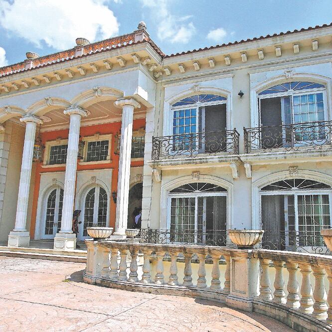 El pasado 11 de agosto, la administración de Andrés Manuel López Obrador subastó en 102 millones de pesos la mansión de las Lomas de Chapultepec del empresario Zhenli Ye Gon. ARCHIVO EL UNIVERSAL