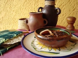 Cómo hacer huaxmole con la receta de la mamá millonaria