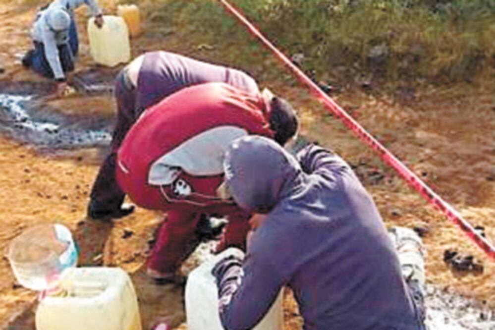 De acuerdo con la encuesta realizada por EL UNIVERSAL el mayor acierto de AMLO es el combate al huachicoleo. (ARCHIVO EL UNIVERSAL)