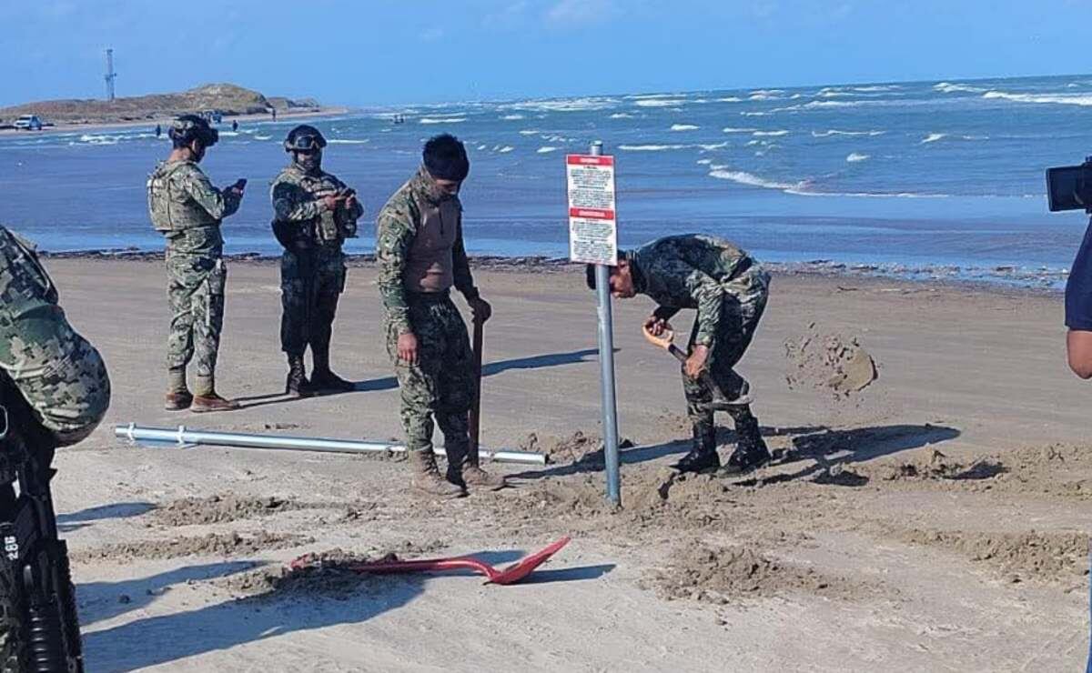 Estadounidenses colocan señalamientos de “zona restringida” en Playa Bagdad en Matamoros, Tamaulipas