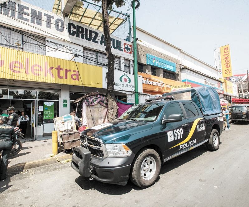 Los grupos delictivos se siguen organizando en redes sociales para atracar, pero operativos de seguridad los han inhibido, afirman autoridades. ARCHIVO EL UNIVERSAL