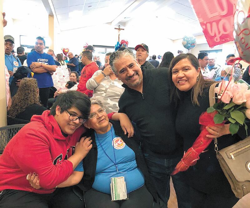 De los más de 10 mil adultos mayores que se han reencontrado con sus hijos, 70% son mujeres y 30% hombres.