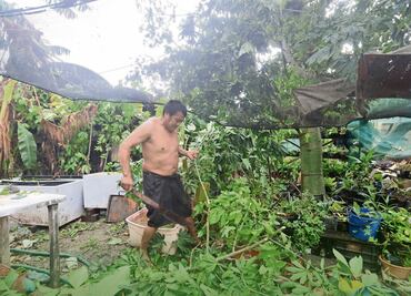 “El huracán nos trató horrible, perdimos todo”