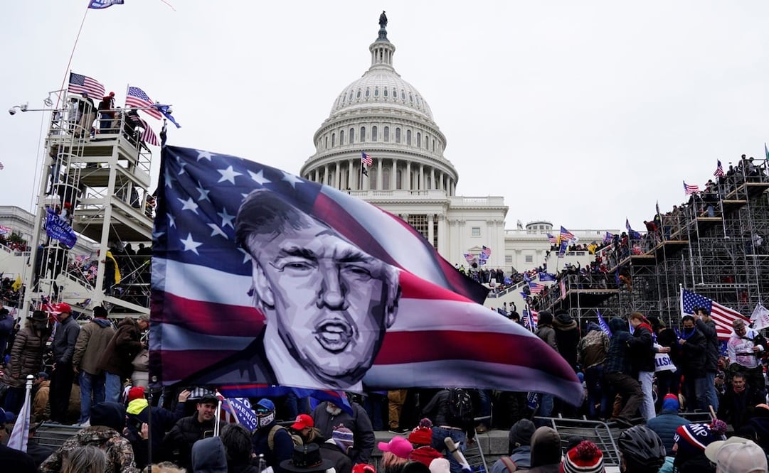 “Nos emociona darle la bienvenida de vuelta al presidente Trump”, dijo el día anterior el presidente de la Cámara, Mike Johnson. Foto: EFE