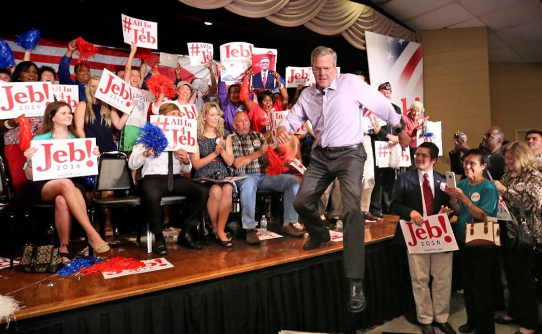 El aspirante republicano a la Casa Blanca, Jeb Bush, ayer durante un acto de campaña en Maitland, Florida Foto: AP