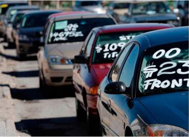 Comprar un auto "chocolate" es un delito que se paga hasta con cárcel: SAT