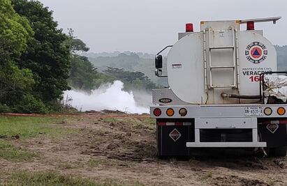 Desalojan a varias familias en Veracruz por fuga de etano