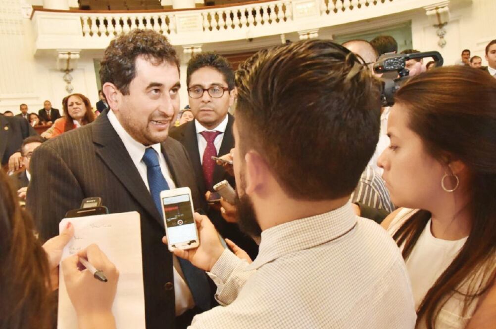 César Cravioto, líder de Morena en la Asamblea, adelantó al jefe de Gobierno que serán muy críticos sobre estos “cinco años de pesadilla en la Ciudad” (ARCHIVO. EL UNIVERSAL)