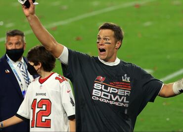 Azteca y Televisa, empate técnico en el Super Bowl