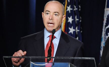 Alejandro Mayorkas promete que Biden creará un sistema que beneficie a "todos"