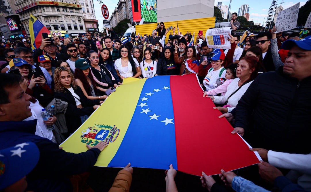 La oposición reclama la victoria de su candidato, Edmundo González Urrutia, en las elecciones presidenciales de julio. Foto: EFE