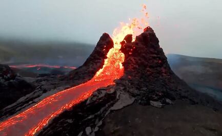 Dron muestra ríos de lava por erupción de volcán en Islandia